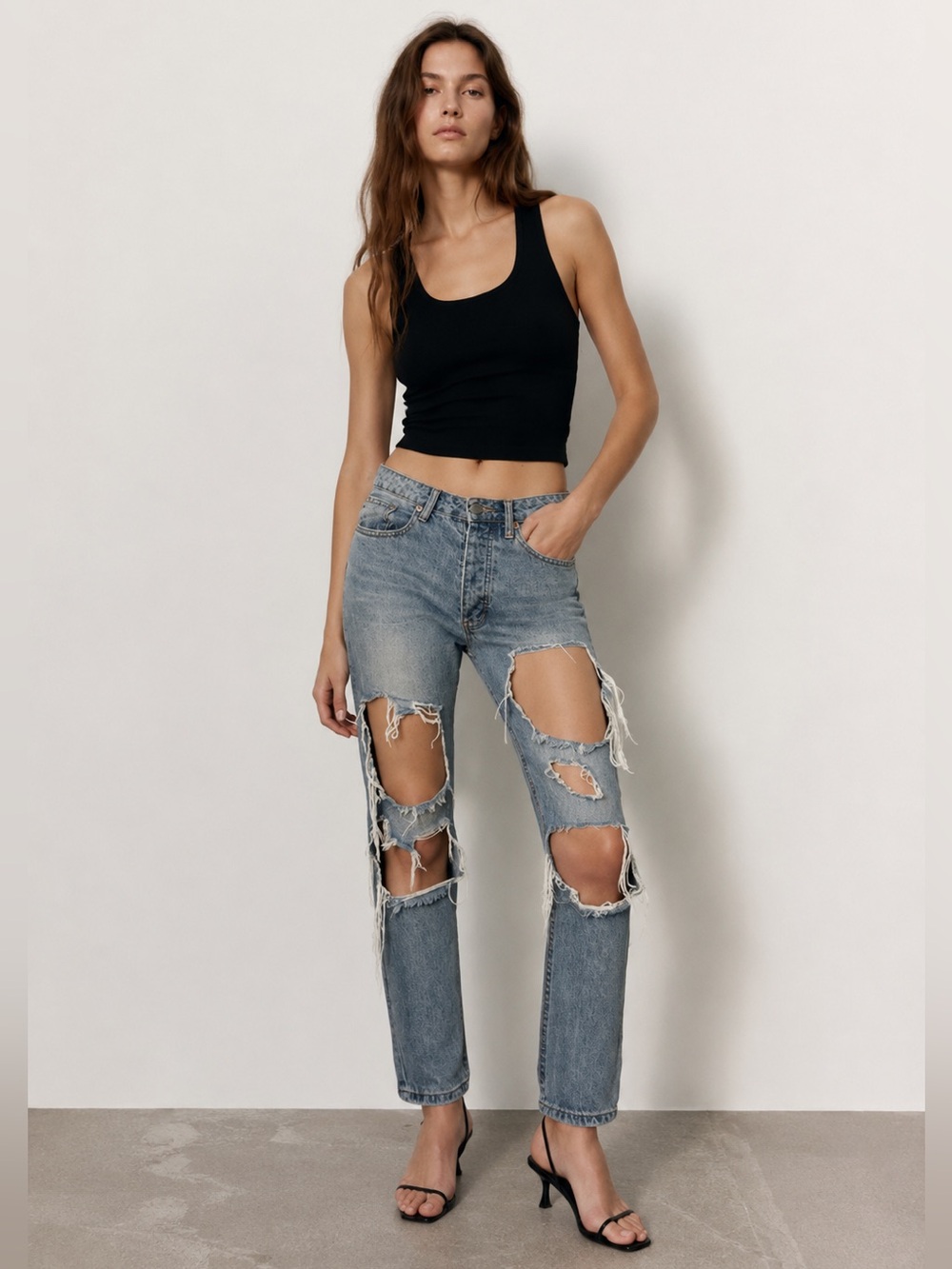 Extremely Distresses Moms Jeans